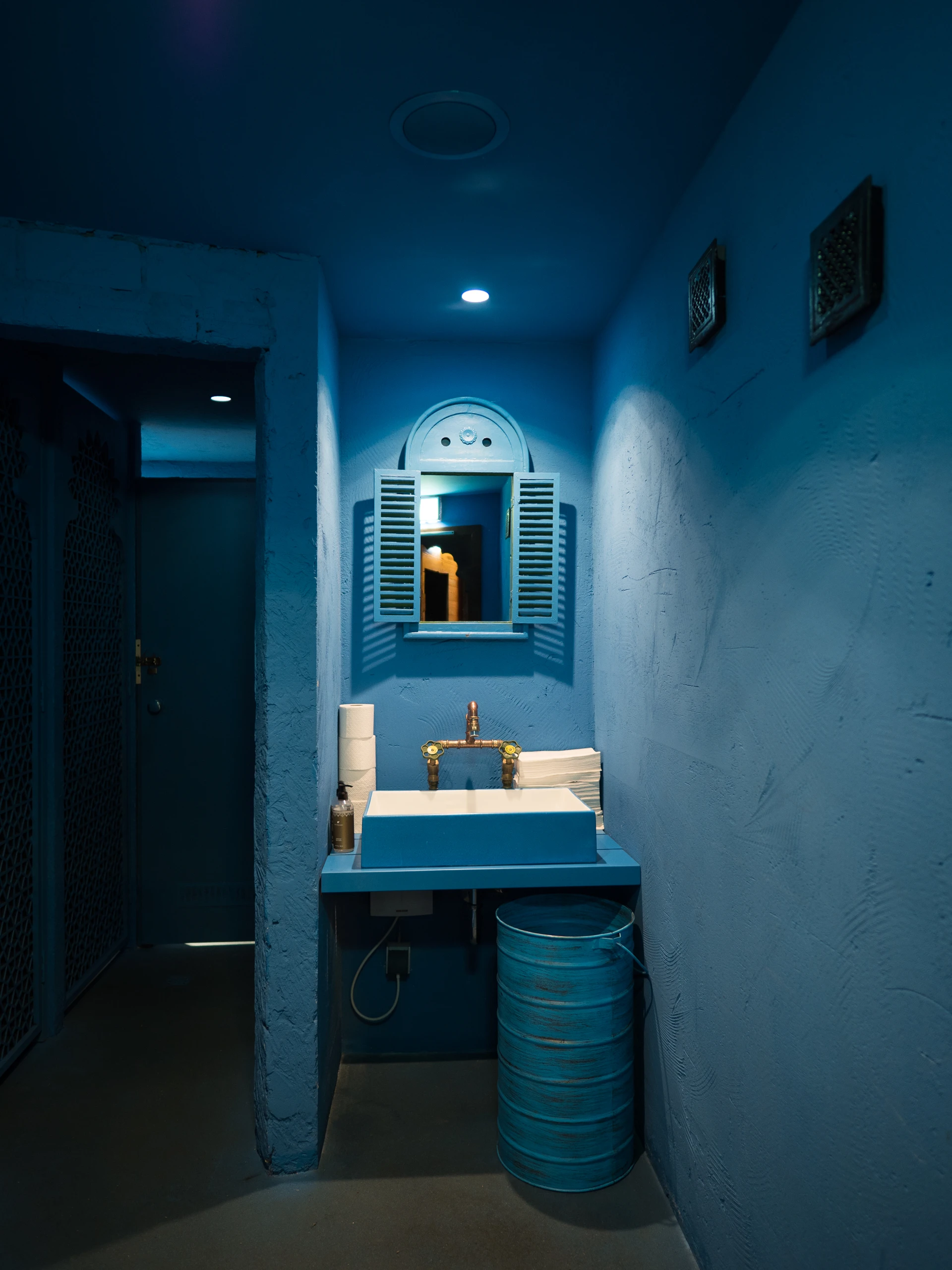 eatdoori 3 ett la benn restaurant design 10